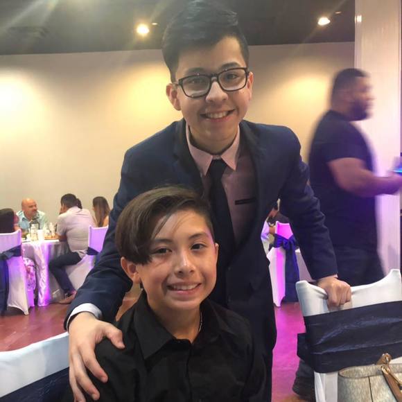 Meet your Posher, Ara - Picture 1 of 1